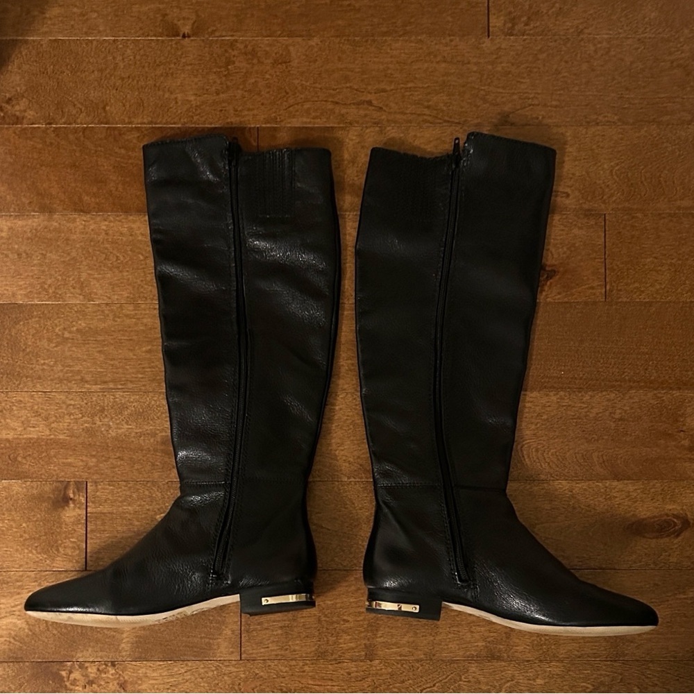 Michael Kors Sexy Black Knee High Boots with Gold Accents, size 7M - Picture 2 of 9